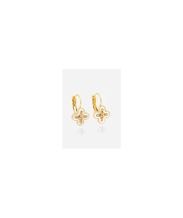 boucles d'oreille forme  trèfle avec de la nacre modèle dormeuses marque ZAG