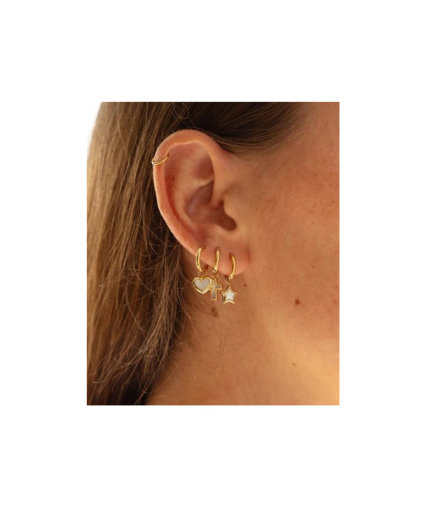Mini créoles acier doré avec  coeurs nacre