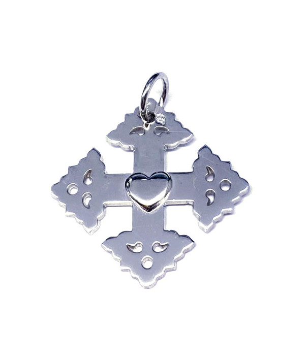 croix 2 cm avec cœur en or blanc