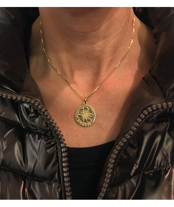 pendentif charme de Megève edelweiss bijouterie JOLY-POTTUZ megève