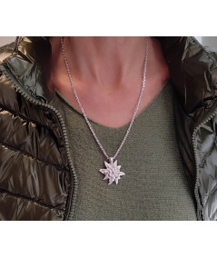 Pendentif edelweiss grande fleur joly-pottuz  joaillier Megève