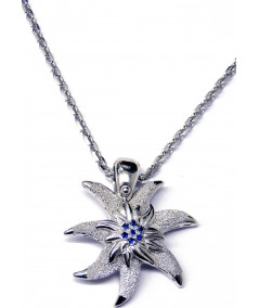 Pendentif Edelweiss en argent925/000 son coeur est serti de saphirs fins Joly-Pottuz//megève//